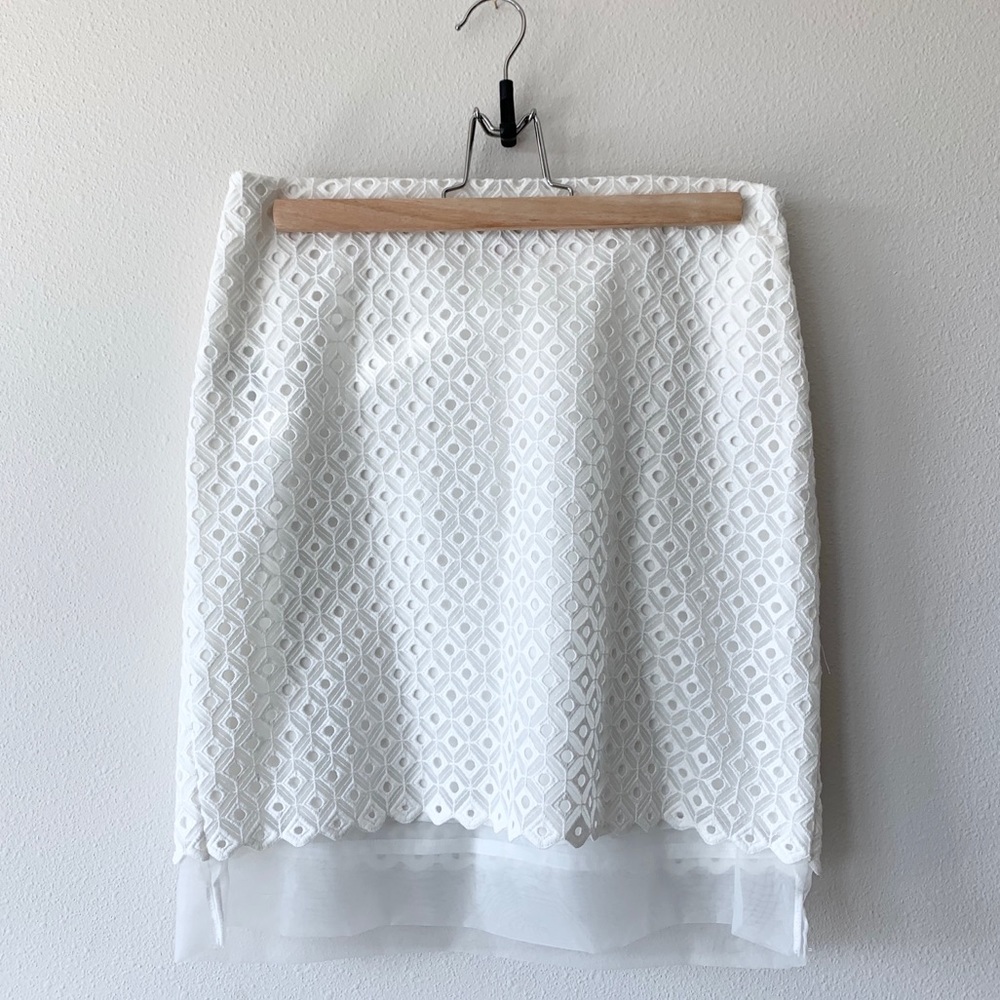 Vince Camuto white lace pencil skirt